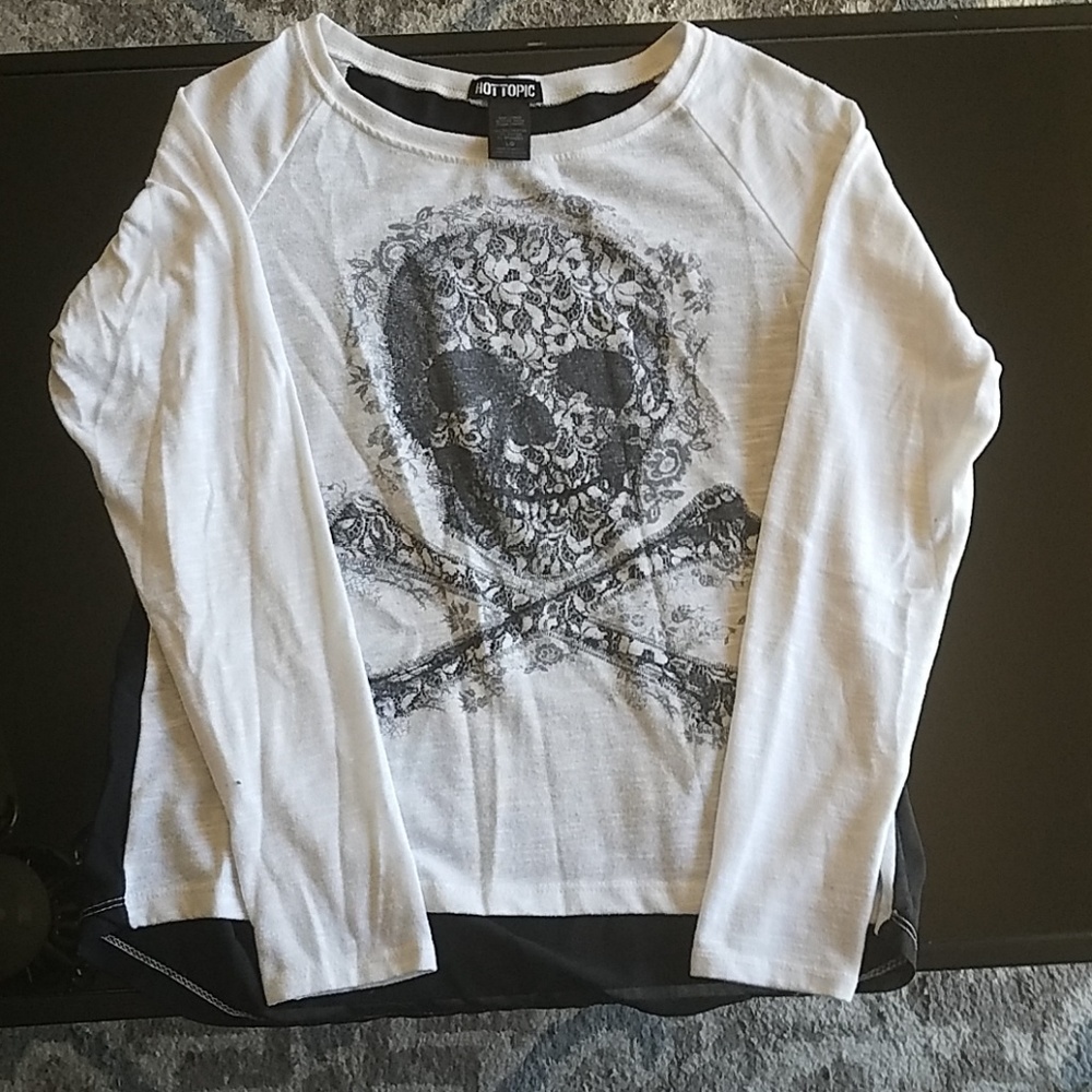 Hot Topic Tee